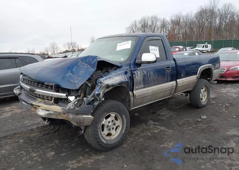 2000 Chevrolet Silverado 1500 Ls z USA, uszkodzony, nr VIN 1GCEK14T0YE270547